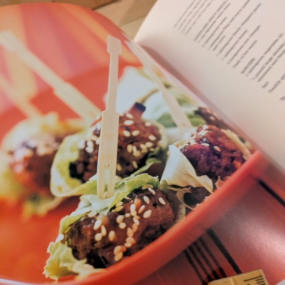 Great Burgers Cookbook - Mouthwatering Recipes Pre-owned - Picture 6 of 7